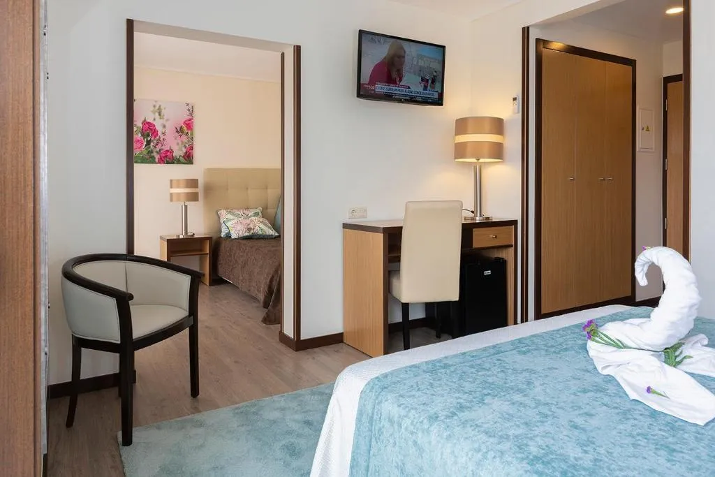 DOUBLE SINGLE USE SUPERIOR Room, Jardim, Porto