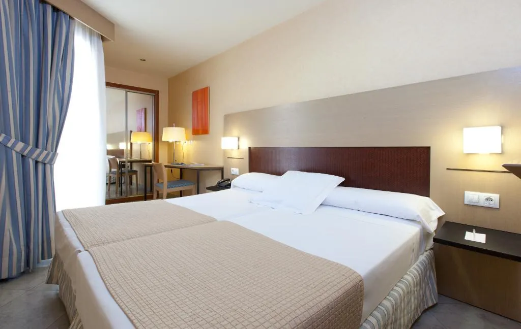 DOUBLE SINGLE USE STANDARD Room, Dormirdcine Alicante, Costa Blanca