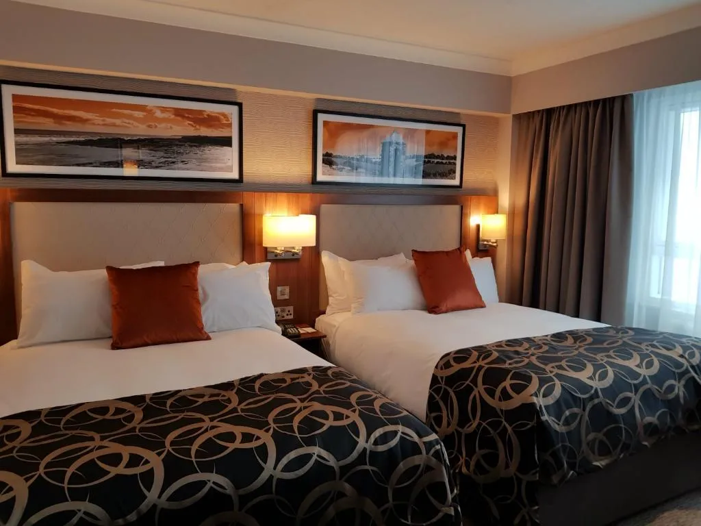 FAMILY ROOM DELUXE Room, Clayton Hotel Silver Springs, Cork