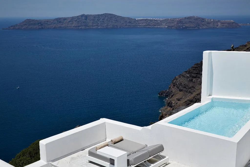 VILLA THREE BEDROOMS WITH PRIVATE POOL Room, Canaves Elefas Villas, Santorini