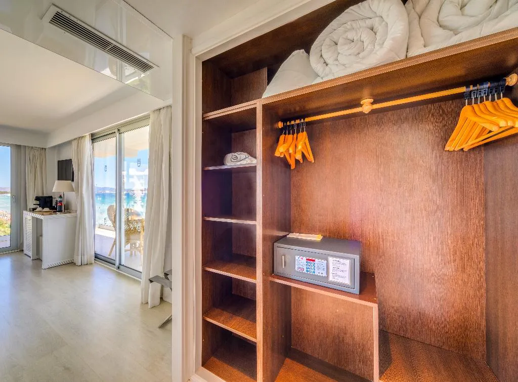 DOUBLE SEA VIEW Room, Playa Esperanza Resort, Majorca