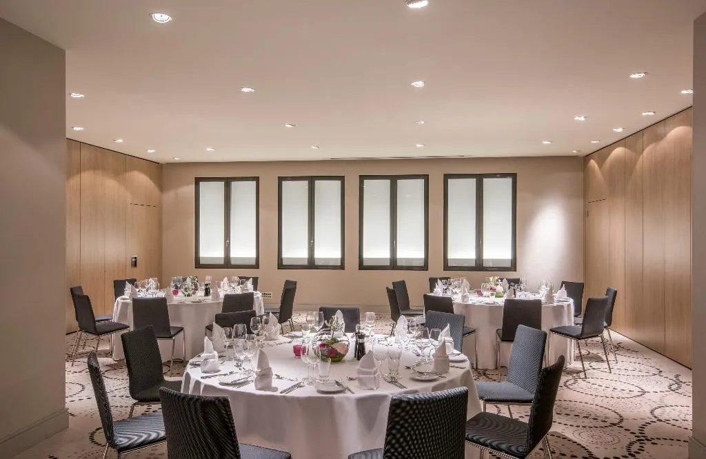 Conferences, The Posthouse Berlin – Leonardo Limited Edition, Berlin