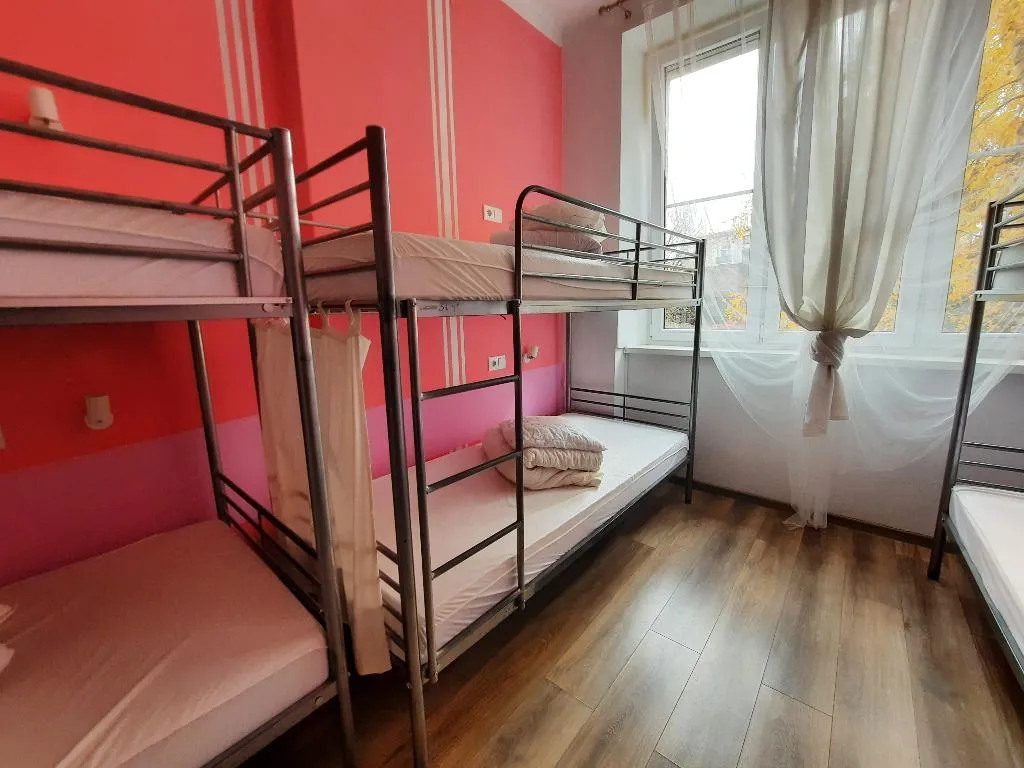 Bed in dormitory FEMALE ROOM Room, Lorf Hostel and Apartments, Krakow
