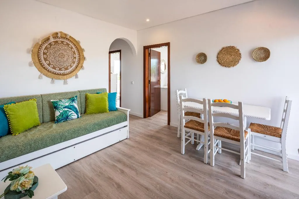 APARTMENT SUPERIOR ONE BEDROOM Room, Flor da Laranja, Algarve