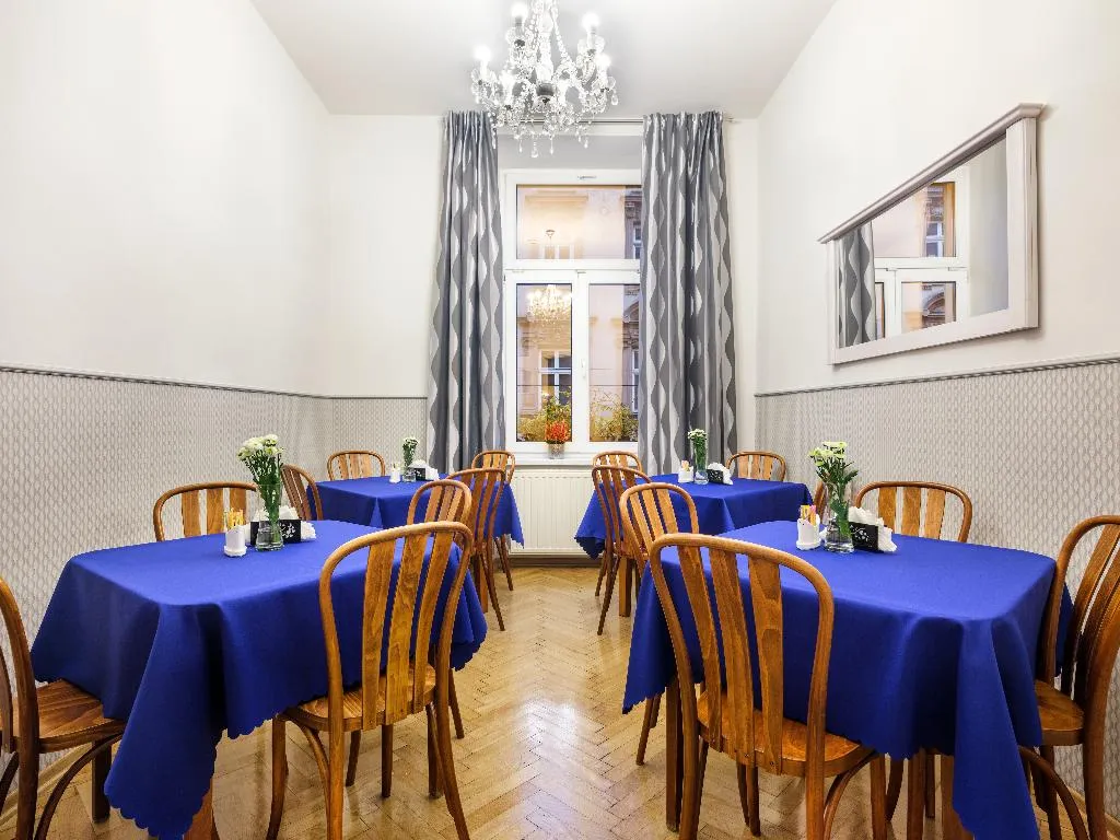 Restaurant, Kosmopolita Rooms & Apartments, Krakow