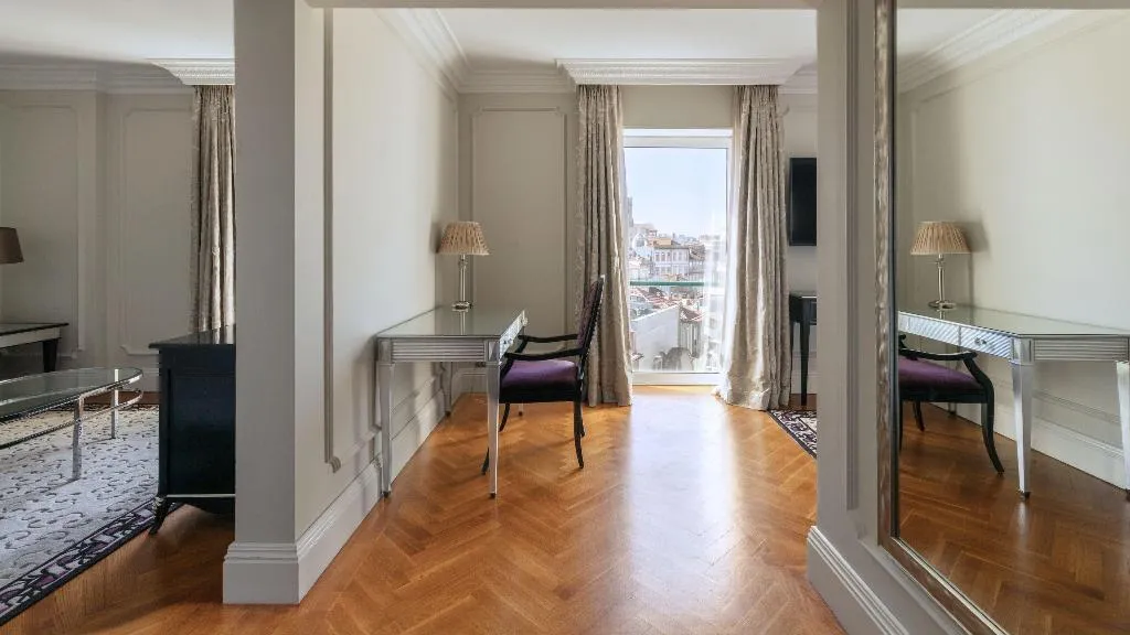 SUITE STANDARD Room, InterContinental Porto Palacio das Cardosas, Porto
