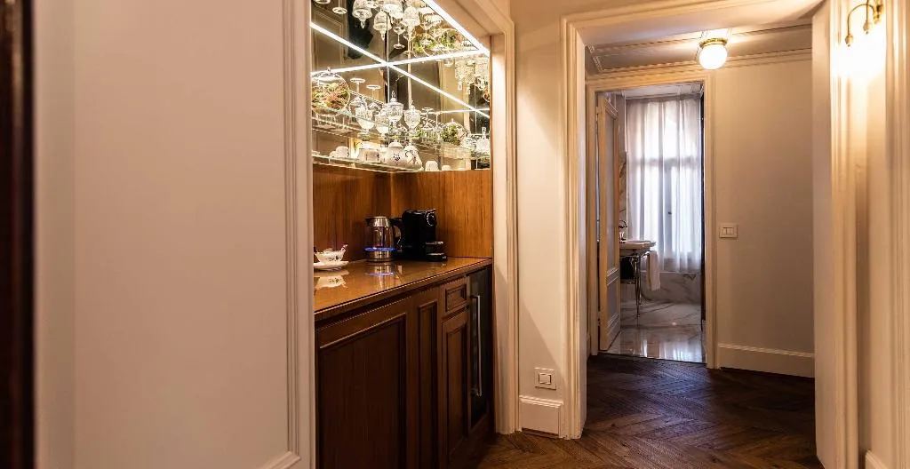 APARTMENT WITH JACUZZI Room, Palazzo Paruta, Venice