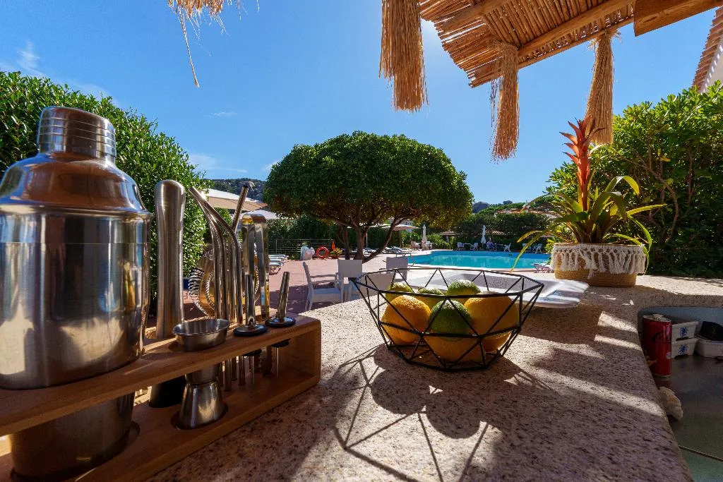 Bar, Punta Est, Olbia