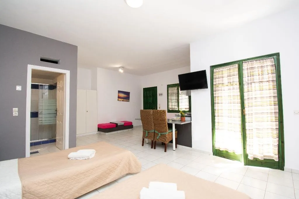 STUDIO CLASSIC Room, Aquarius Apartments by Checkin, Crete