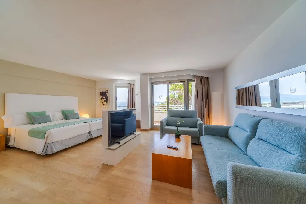 JUNIOR SUITE SIDE SEA VIEW Room, Playa Esperanza Resort, Majorca