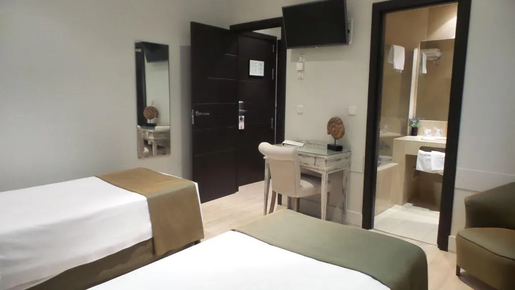Room, Hotel Moderno, Madrid