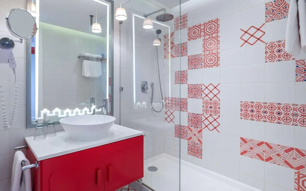 TWIN PREMIUM SEA VIEW Room, Radisson Blu Resort & Thalasso Hammamet, Tunisia
