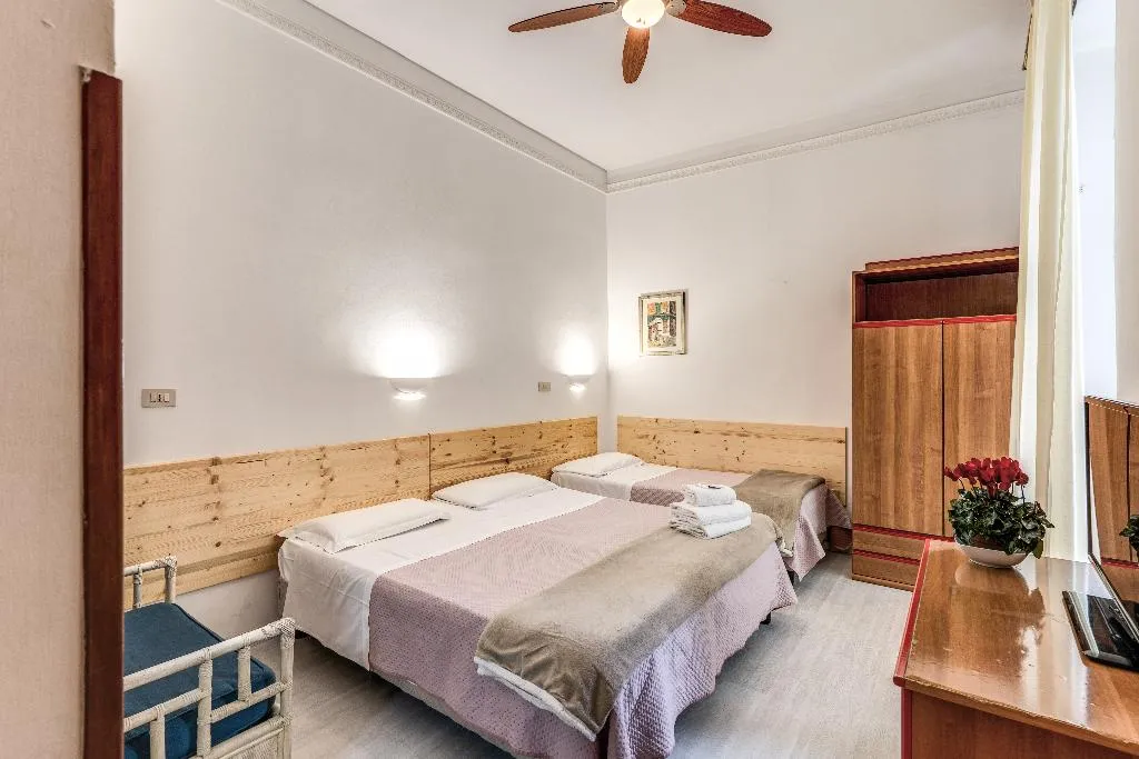 TRIPLE STANDARD Room, Hotel Altavilla 9, Rome