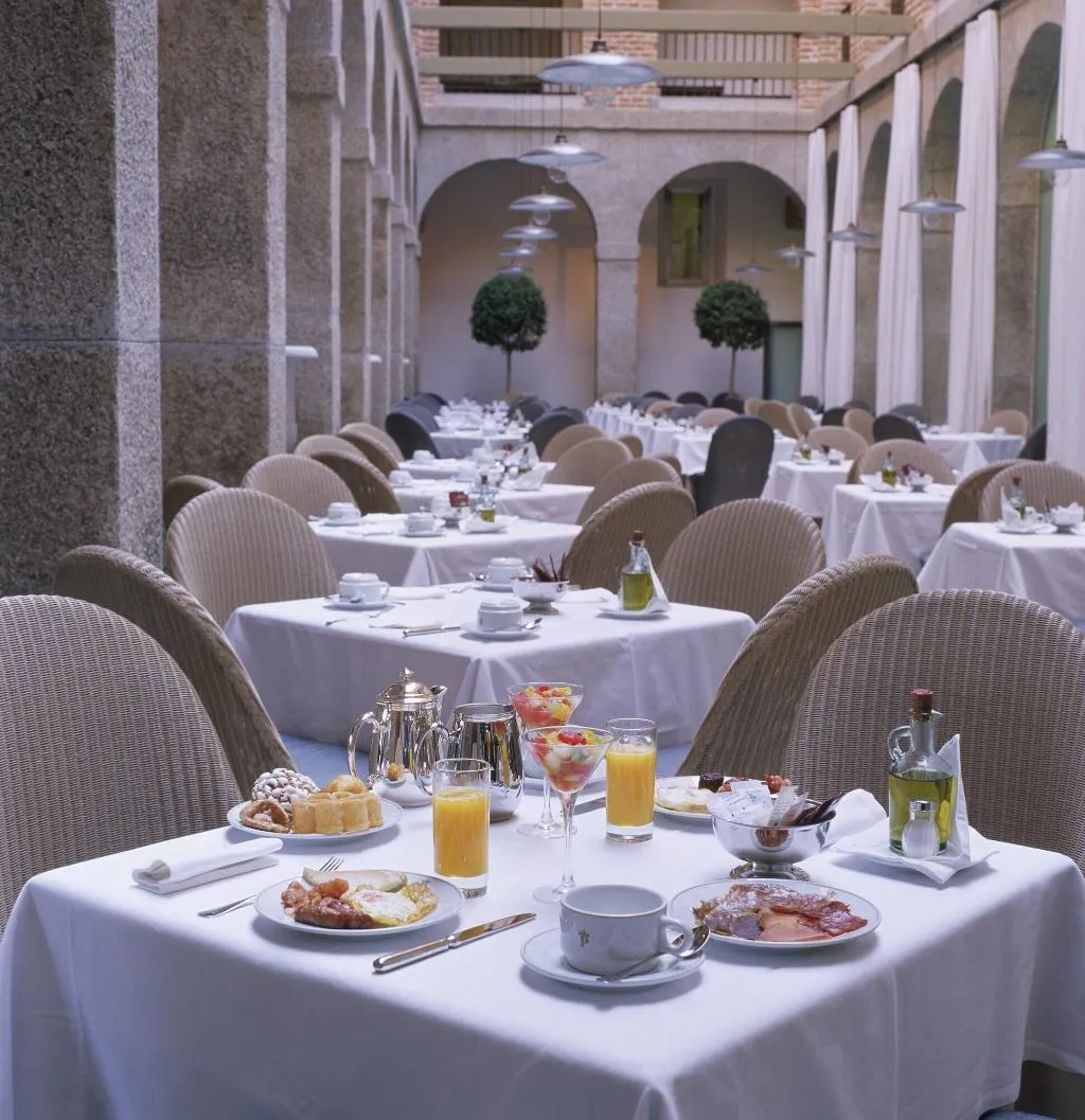 Restaurant, Parador de la Granja, Madrid