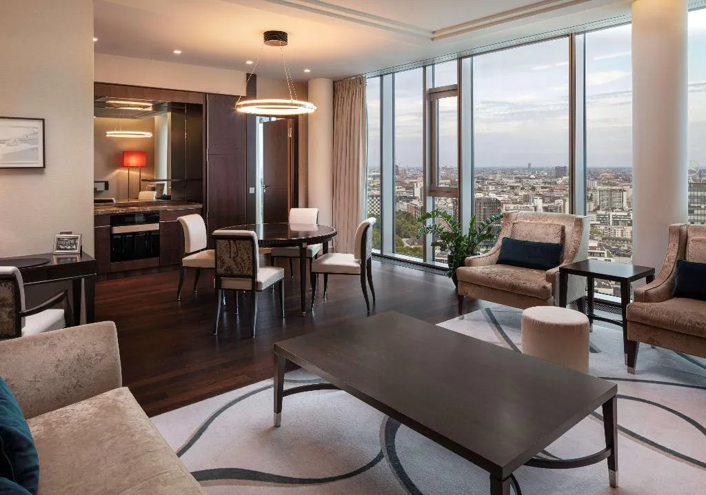 Room, Waldorf Astoria Berlin, Berlin