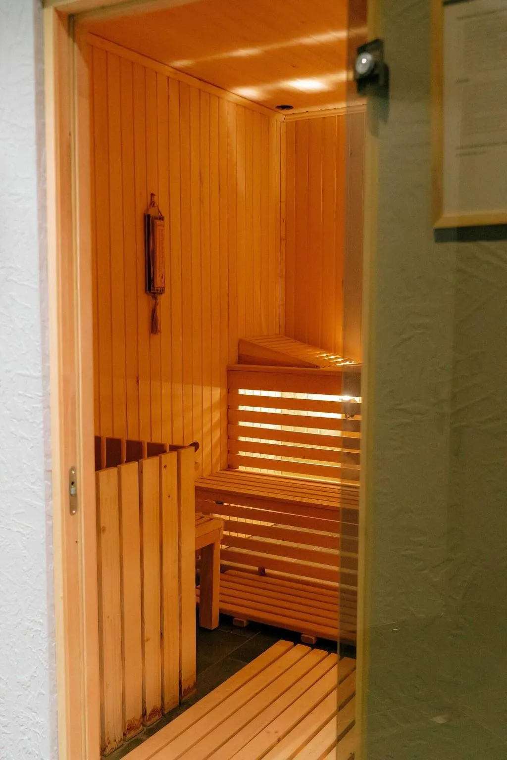 Sports and Entertainment, Studio Inn Centrale, Milan