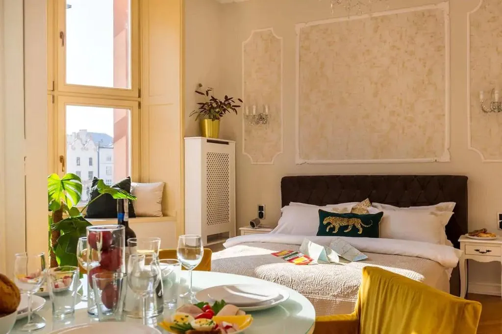 Room, Feniks Fragola Apartments, Krakow
