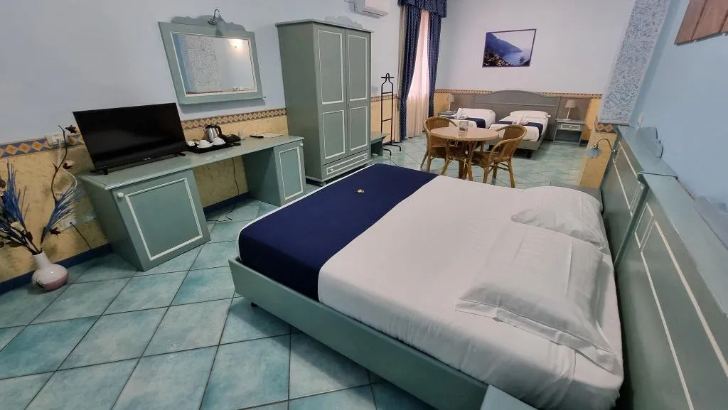QUADRUPLE STANDARD Room, Hotel Polo Nautico, Naples