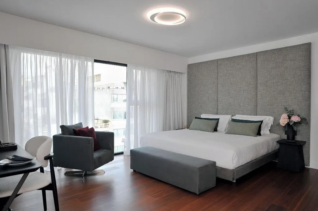 Room, The Athenaeum, Athens