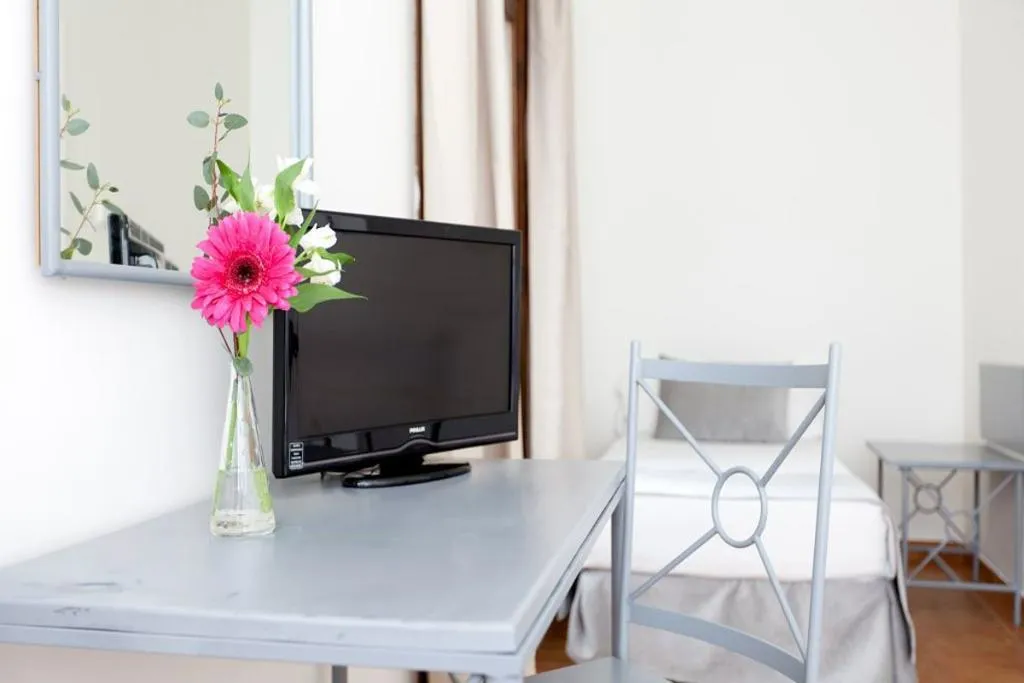 SINGLE BASIC Room, Sercotel Toledo Imperial, Madrid