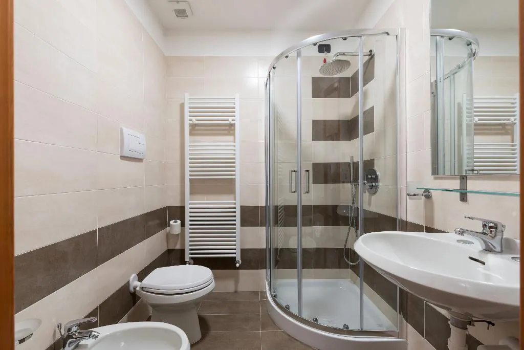 TRIPLE STANDARD Room, Hotel San Pancrazio, Milan