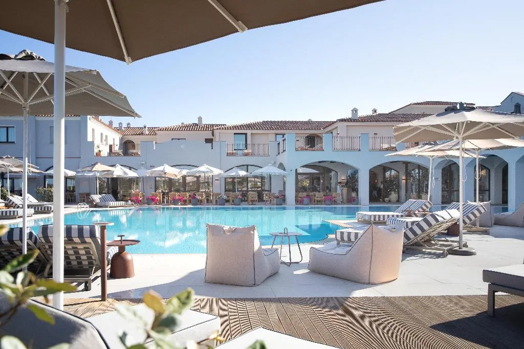 Pool, Mangia's Santa Teresa Sardinia, Curio Collection, Olbia