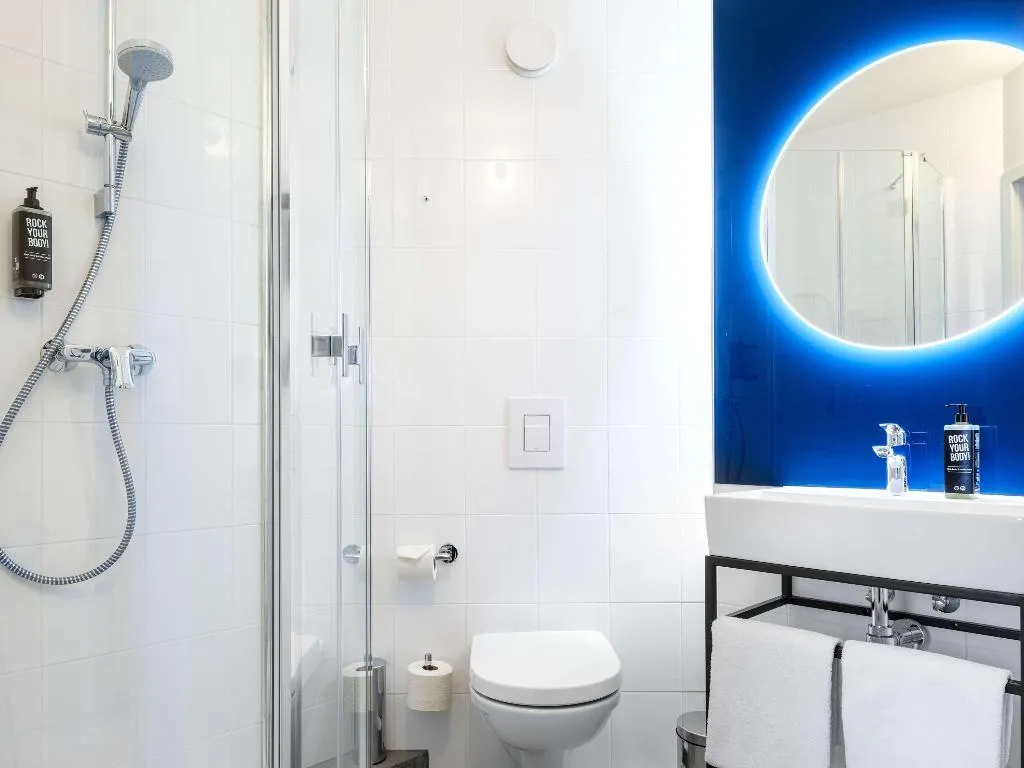 FAMILY ROOM WITH DOUBLE BED Room, Ibis Krakow Centrum, Krakow