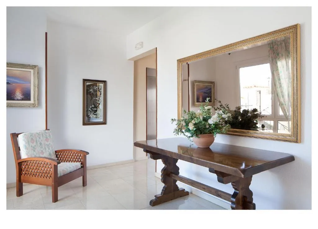 Lobby, Ninays, Costa Brava