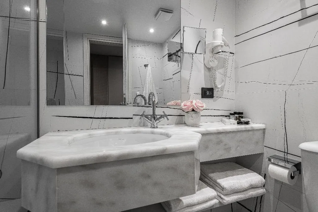 SINGLE ECONOMY Room, Astor Hotel Athens, Athens