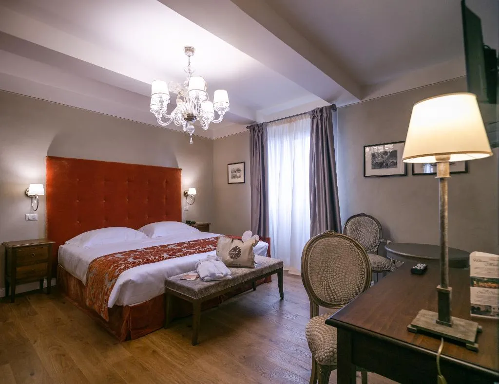 DOUBLE DELUXE Room, Palazzo Leopoldo Dimora Storica & Spa, Florence