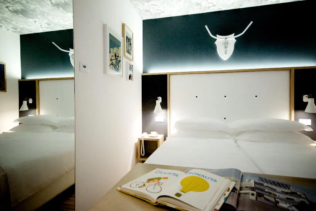 DOUBLE SINGLE USE STANDARD Room, Luise, Milan