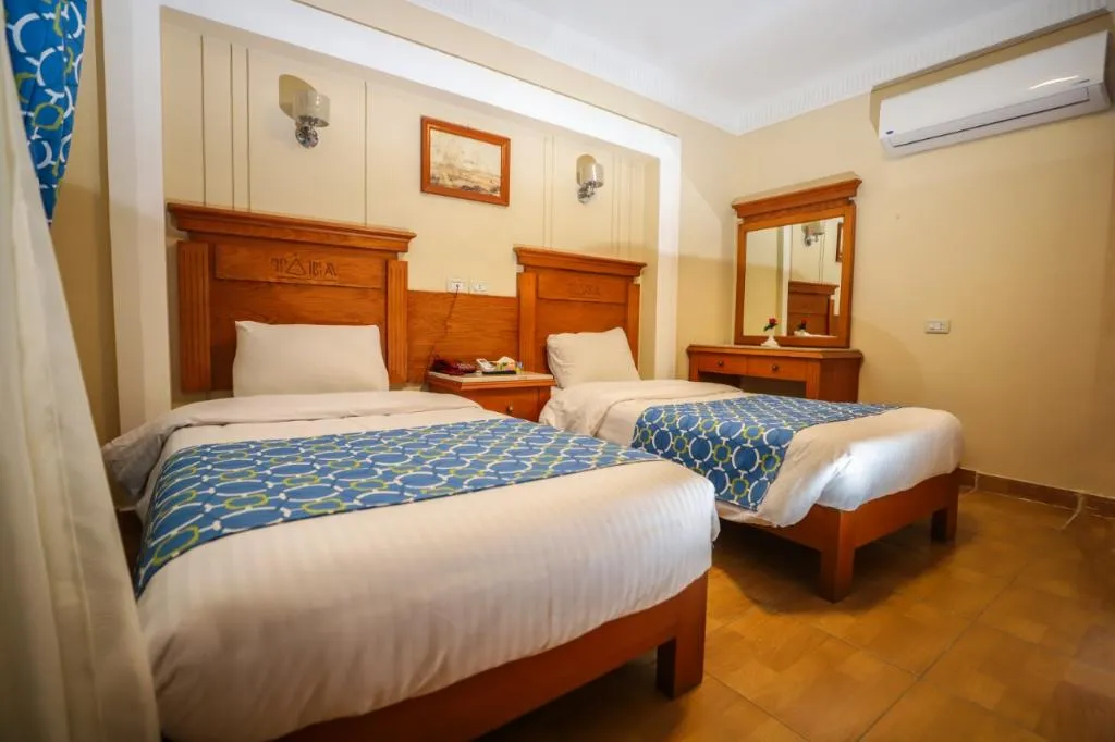 Room, Tiba Pyramids Resort, Cairo