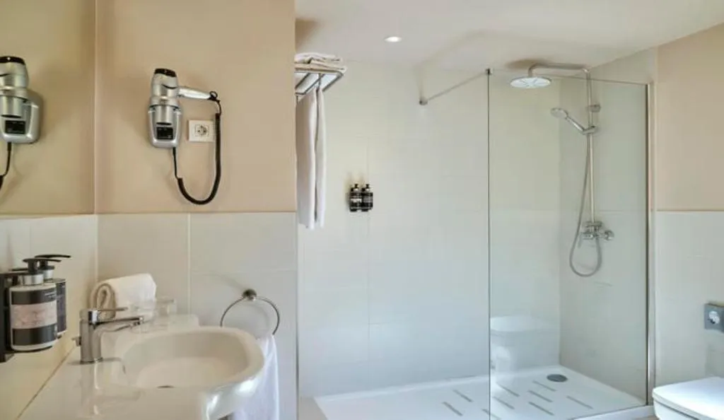 DOUBLE SINGLE USE COMFORT Room, Hesperia Barri Gòtic, Barcelona