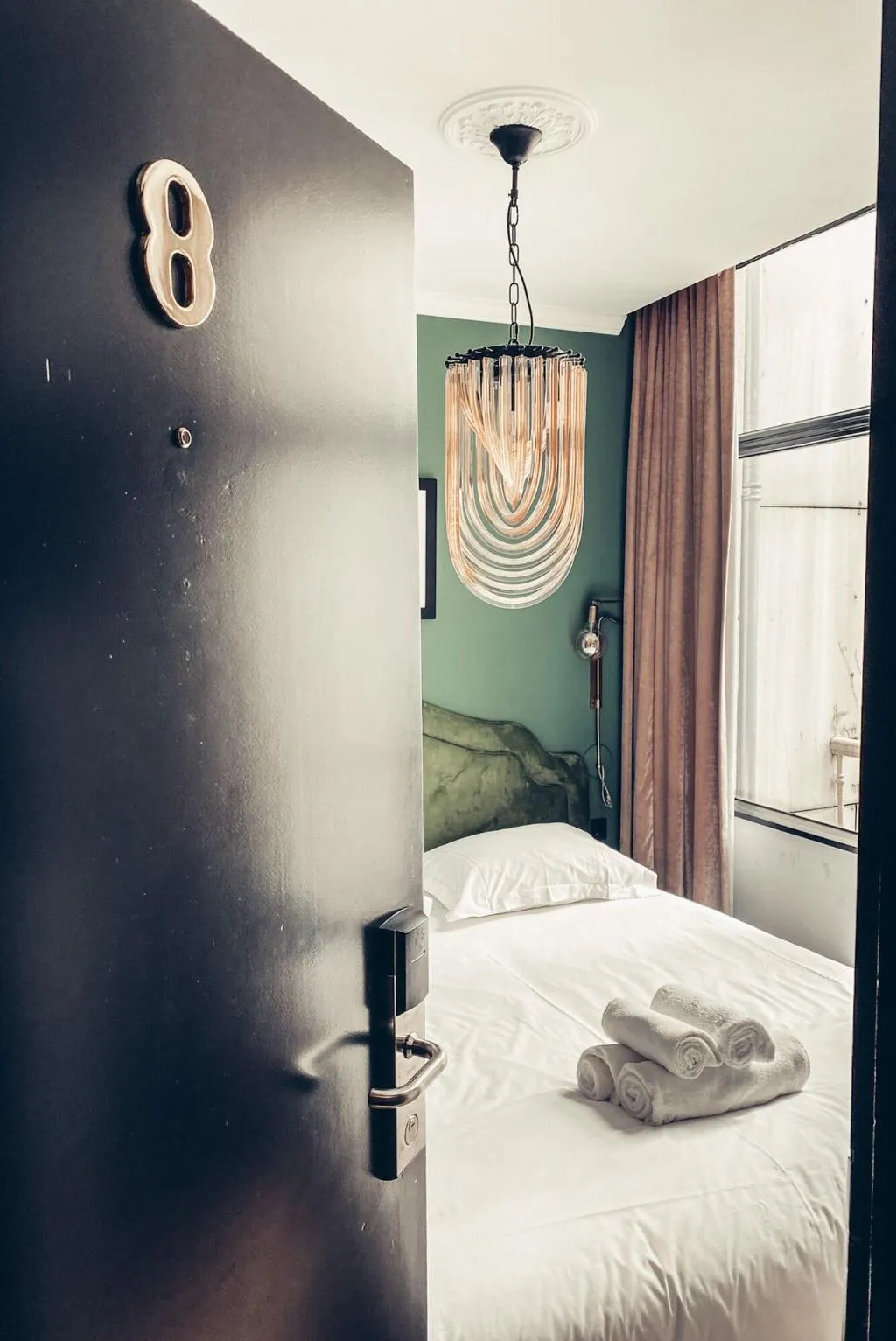 Room, Mr. Monkey Amsterdam, Amsterdam