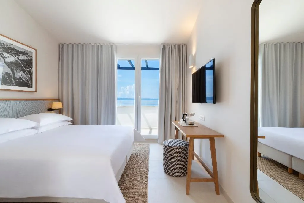 DOUBLE SINGLE USE SIDE SEA VIEW WITH BALCONY Room, Bluesun Holiday Village Afrodita, Split