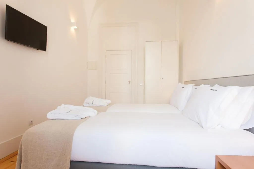 Room, Feels Like Home Chiado Prime Suites, Lisbon