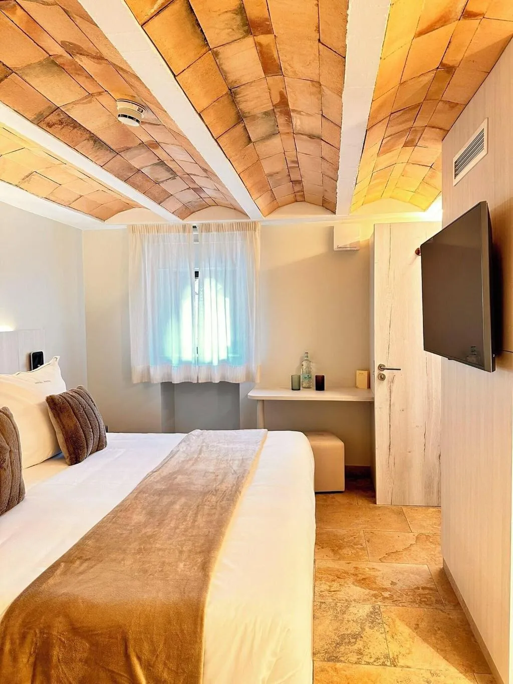 Room, Boutique Hotel Comtal Empuries, Costa Brava