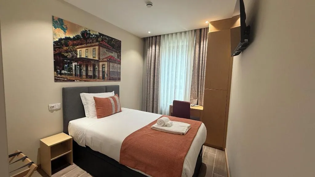 Room, Oporto Station Hostel & Rooms, Porto