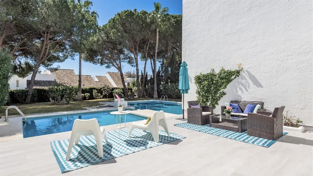 VILLA STANDARD Room, Villa Marina Puerto Banus, Costa Del Sol