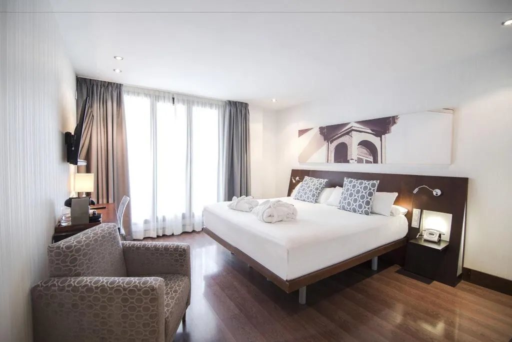 DOUBLE TWO BEDS Room, Petit Palace Marques Santa Ana, Seville