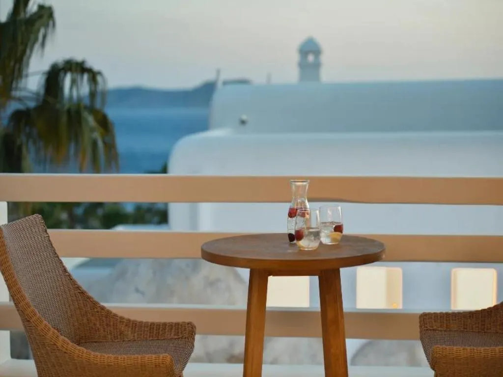 SUITE WITH PRIVATE POOL Room, Anax Resort And Spa, Mykonos