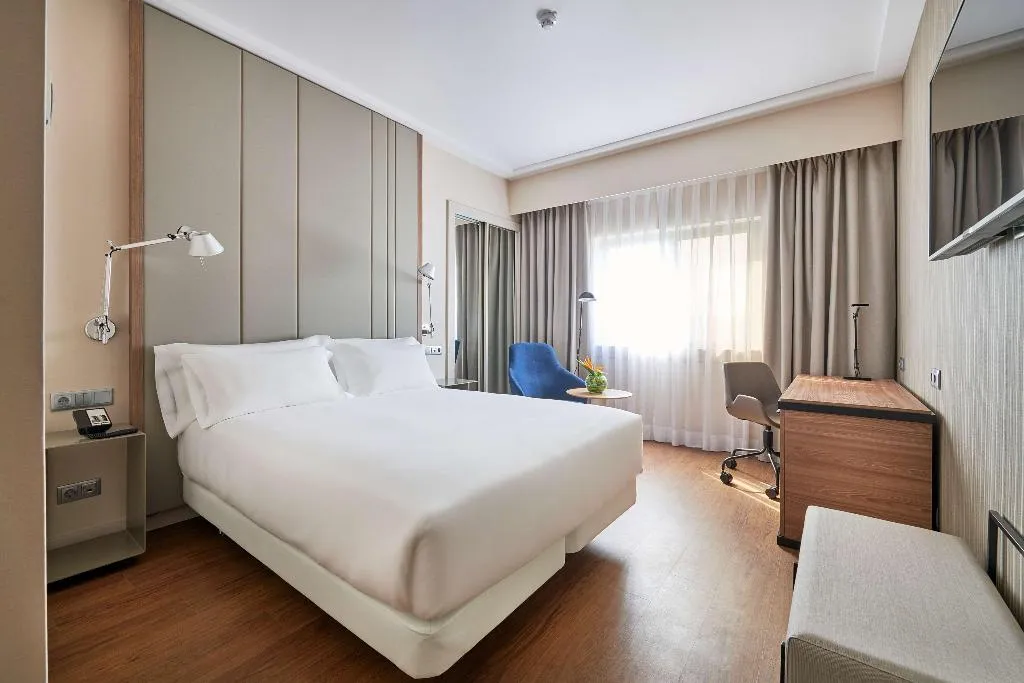 DOUBLE SINGLE USE STANDARD Room, NH Lisboa Campo Grande, Lisbon