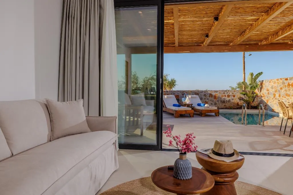 SUITE DELUXE GARDEN VIEW Room, Deos Luxury Suites, Crete