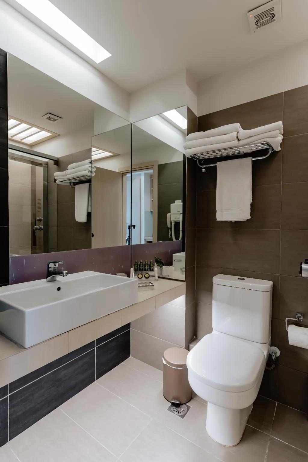 Room, Palm Beach Hotel, Crete