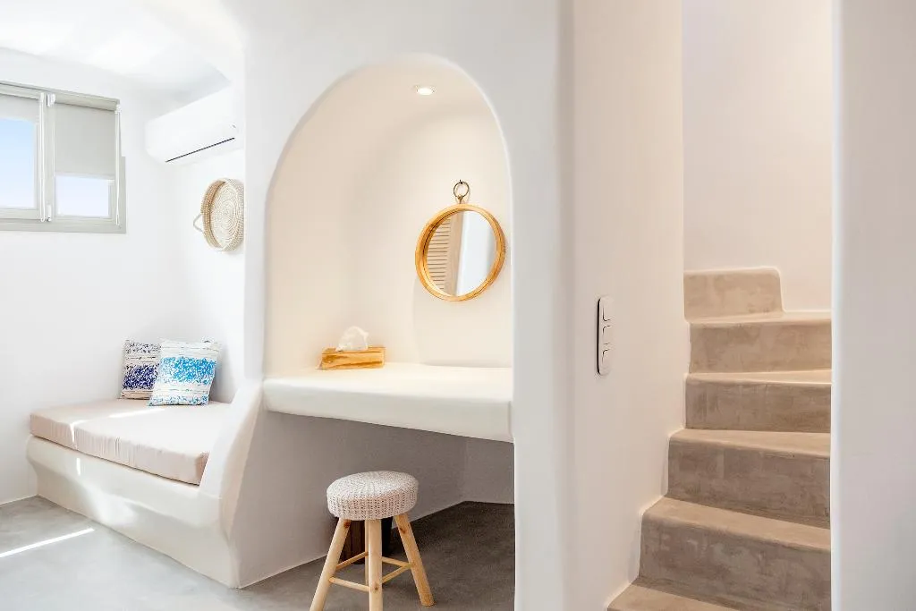 VILLA WITH PRIVATE POOL Room, Cape 9, Santorini