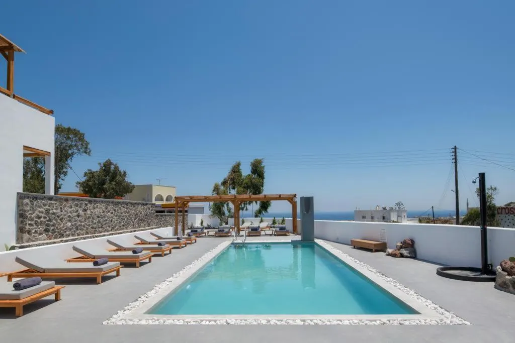 Pool, June Twenty Suites, Santorini