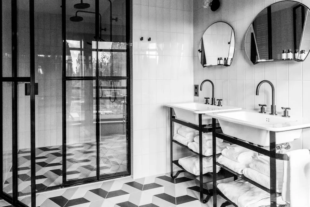 SUITE STANDARD Room, Hotel V Fizeaustraat, Amsterdam