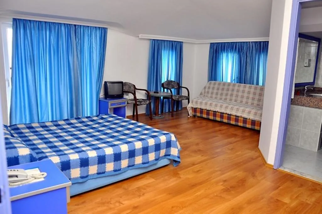 FAMILY ROOM SIDE SEA VIEW Room, Blue Night, Antalya