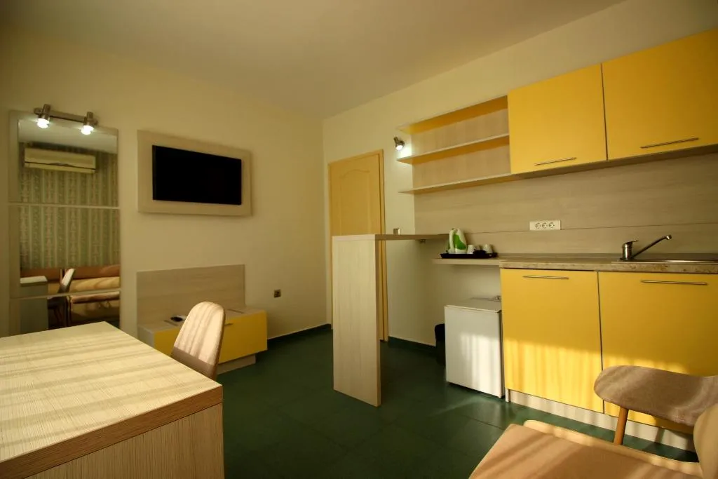 APARTMENT SEA VIEW ONE BEDROOM Room, Perla Apartments, Bourgas