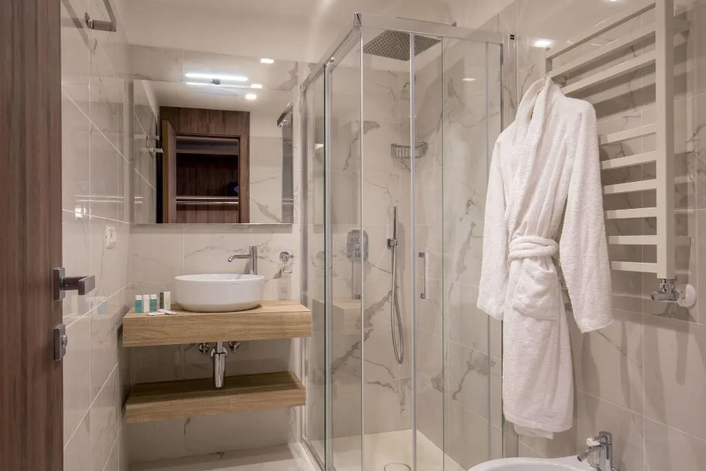 TRIPLE TWO BEDS Room, Villa Grazioli, Rome